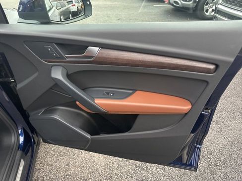 Used 2024 Audi Q5 2.0T Premium image 18