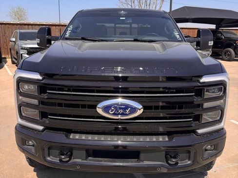 Used 2025 Ford F250 Platinum w/ FX4 Off-Road Package image 1
