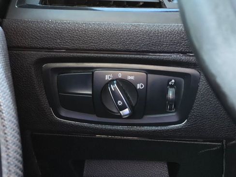 Used 2018 BMW M2 image 31