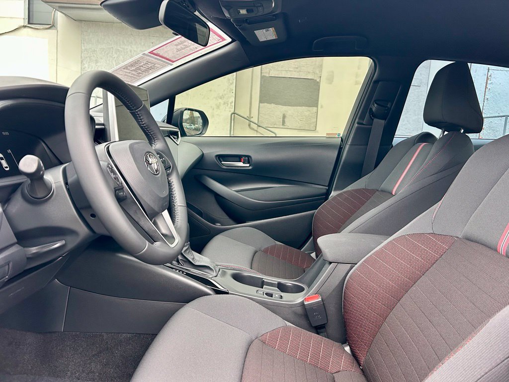 Certified 2026 Toyota Corolla SE w/ SE Package FWD image 10