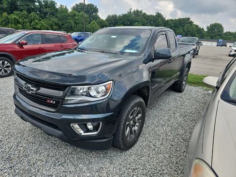 Used 2017 Chevrolet Colorado Z71 AWD/4WD image 4