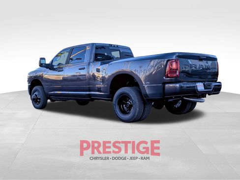 New 2026 RAM 3500 Laramie AWD/4WD image 8