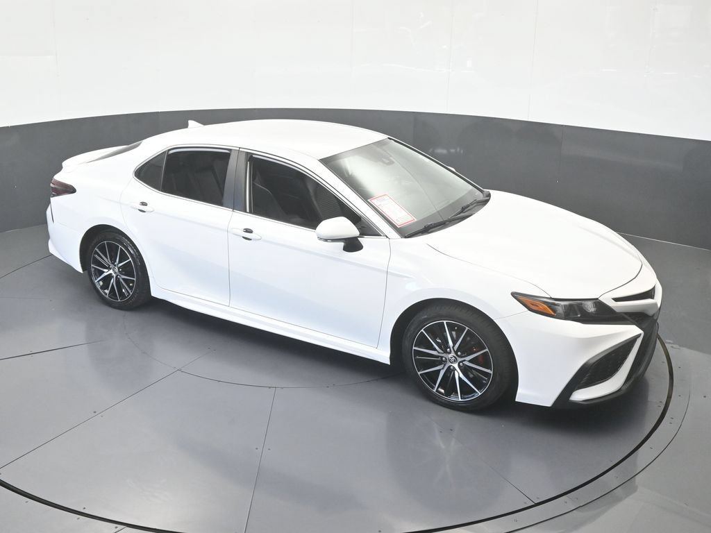 Used 2022 Toyota Camry SE w/ Convenience Package FWD image 53
