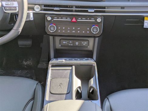 New 2026 Hyundai Tucson Limited image 18