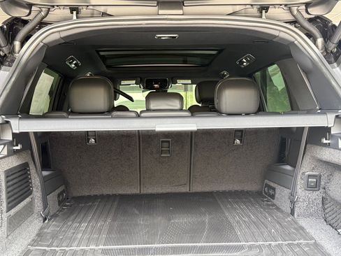 New 2026 Land Rover Range Rover Long Wheelbase SE AWD/4WD image 28