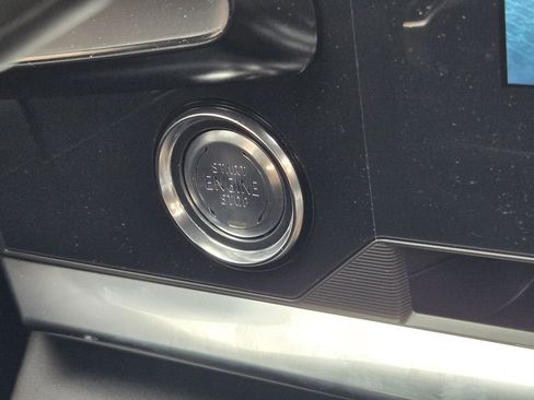 Used 2025 Chevrolet Corvette Stingray Preferred Cpe w/ Z51 Performance Package RWD image 18