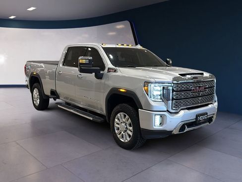 Used 2020 GMC Sierra 3500 Denali w/ Denali Ultimate Package AWD/4WD image 1