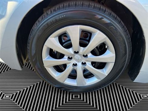 Certified 2023 Toyota Corolla LE image 11