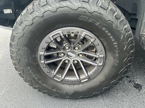 Used 2020 Ford F150 Raptor w/ Equipment Group 802A Luxury AWD/4WD image 31