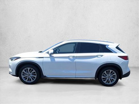Used 2023 INFINITI QX50 Luxe FWD image 9
