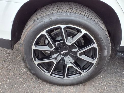 Used 2025 Chevrolet Tahoe RST w/ Comfort Package image 9