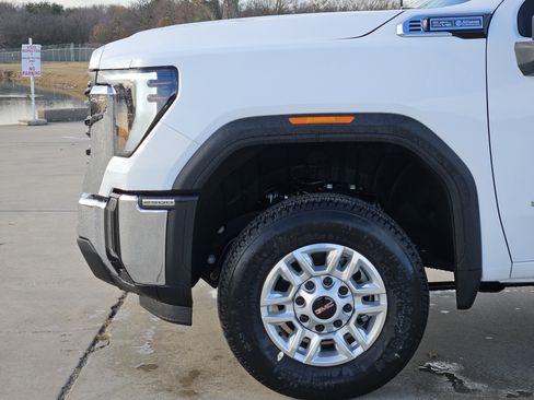 New 2026 GMC Sierra 2500 Pro w/ Convenience Package image 6