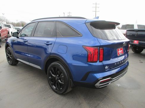 Used 2021 Kia Sorento SX image 8