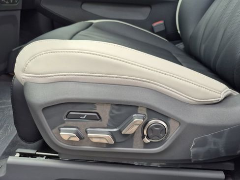 New 2026 Kia EV9 GT-Line image 12