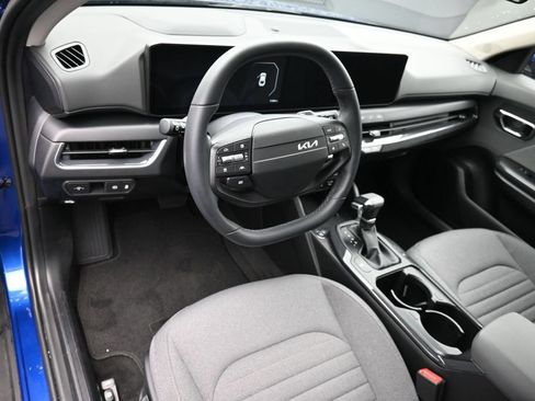 Used 2025 Kia K4 EX FWD image 19