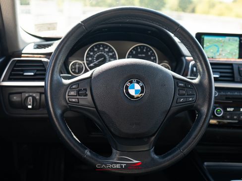 Used 2016 BMW 320i xDrive Sedan image 22