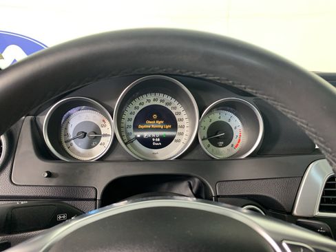 Used 2013 Mercedes-Benz C 250 Coupe image 22
