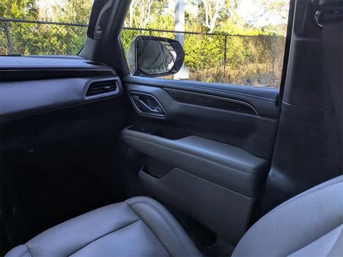 Used 2021 Chevrolet Tahoe LT image 23