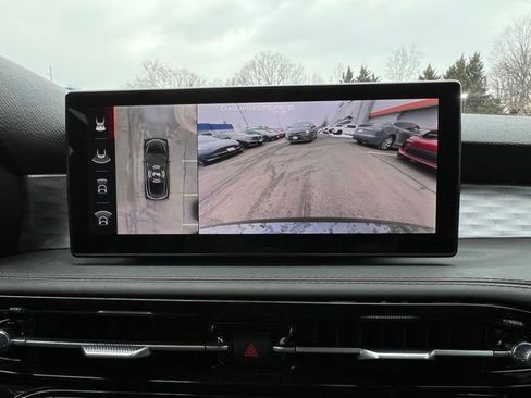 Used 2024 Alfa Romeo Tonale Ti image 32