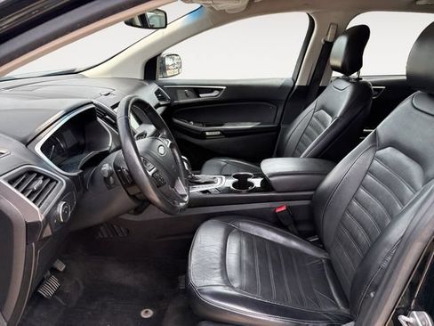 Used 2018 Ford Edge SEL w/ Equipment Group 201A AWD/4WD image 9