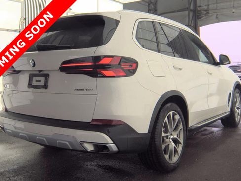 Used 2026 BMW X5 xDrive40i AWD/4WD image 4