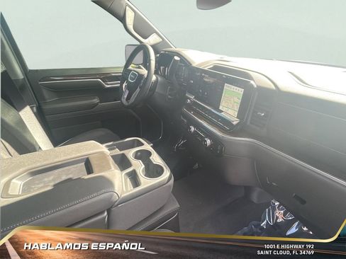 New 2026 GMC Sierra 1500 SLE image 34