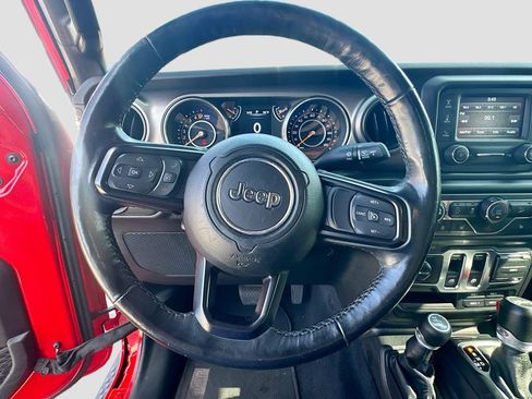 Used 2019 Jeep Wrangler Sport AWD/4WD image 12
