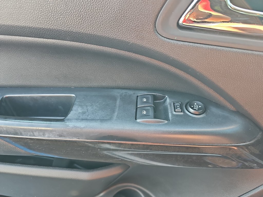 Used 2016 GMC Canyon SLE RWD image 26
