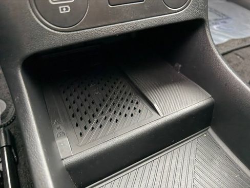 Used 2024 Hyundai Ioniq 5 Limited image 35