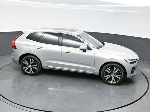 Used 2023 Volvo XC60 B5 Plus w/ Climate Package image 35