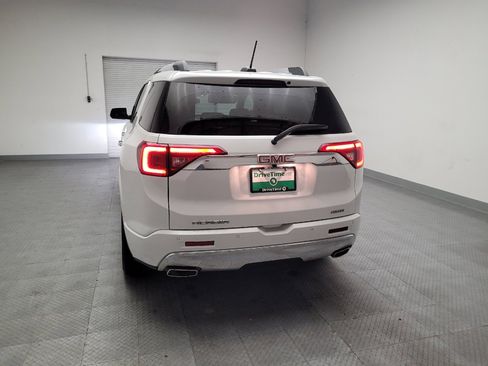 Used 2017 GMC Acadia Denali w/ Technology Package AWD/4WD image 6