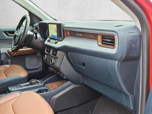 Used 2024 Ford Maverick Lariat AWD/4WD image 17