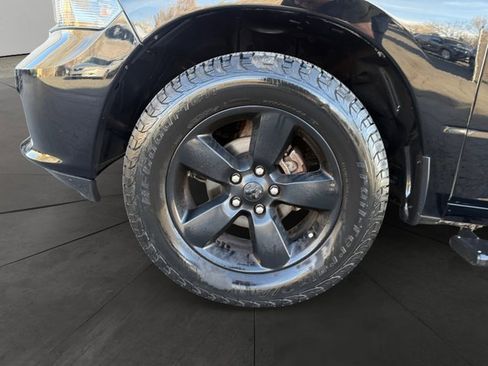 Used 2021 RAM 1500 Express image 9