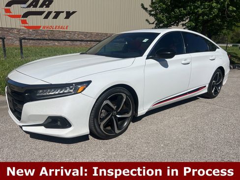 Used 2022 Honda Accord Sport image 1