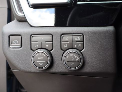 New 2026 Chevrolet Silverado 2500 LT w/ Safety Package AWD/4WD image 18