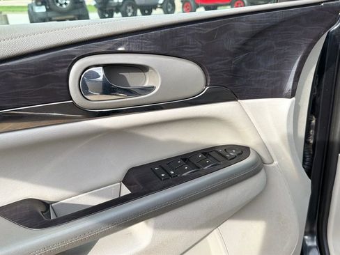 Used 2015 Buick Enclave Convenience FWD image 81