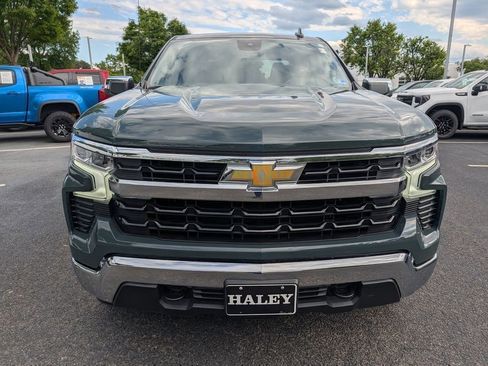 Used 2025 Chevrolet Silverado 1500 LT AWD/4WD image 3