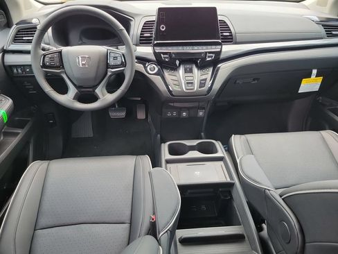New 2026 Honda Odyssey Elite image 10