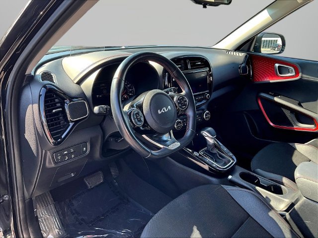 Certified 2022 Kia Soul Turbo FWD image 21