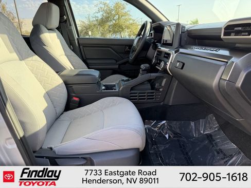 Certified 2025 Toyota Tacoma SR5 AWD/4WD image 14