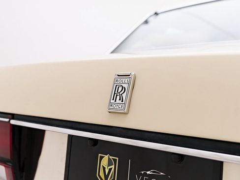 Used 1990 Rolls-Royce Silver Spur image 32