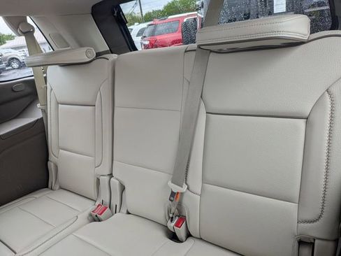 Used 2021 GMC Yukon Denali w/ Denali Premium Package AWD/4WD image 16