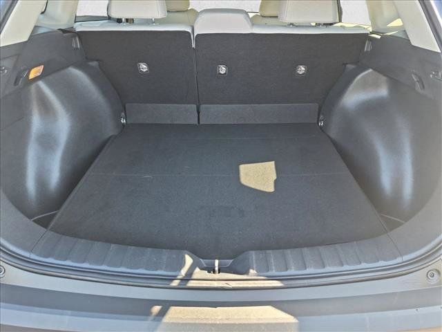 Used 2022 Toyota Corolla Cross LE w/ Moonroof Package AWD/4WD image 6
