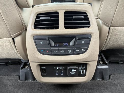 Used 2021 Honda Pilot Elite image 32