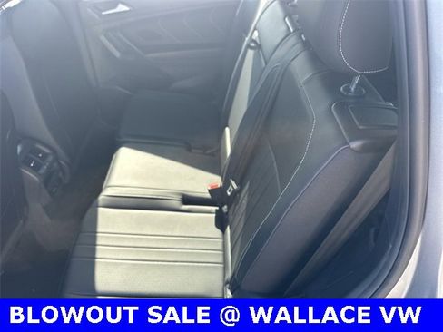 Certified 2023 Volkswagen Tiguan SE R-Line image 14