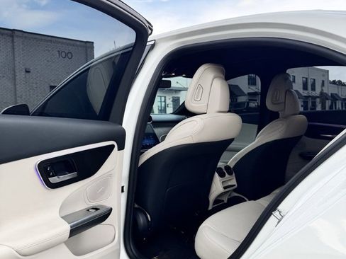 Used 2024 Mercedes-Benz C 300 Sedan image 22
