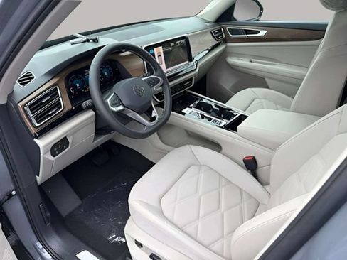 New 2026 Volkswagen Atlas SE AWD/4WD image 7
