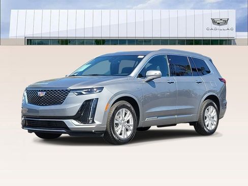 Used 2025 Cadillac XT6 Luxury image 1
