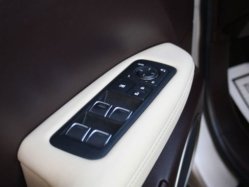 Used 2019 Lexus RX 450h AWD w/ Navigation Package image 15