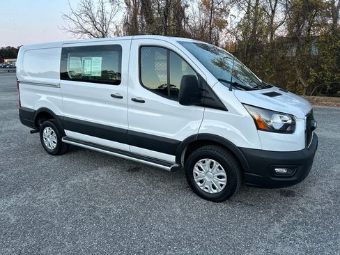 Used 2024 Ford Transit 250 Low Roof w/ Exterior Upgrade Package image 9